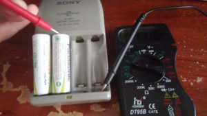 Charged batteries multimeter reading